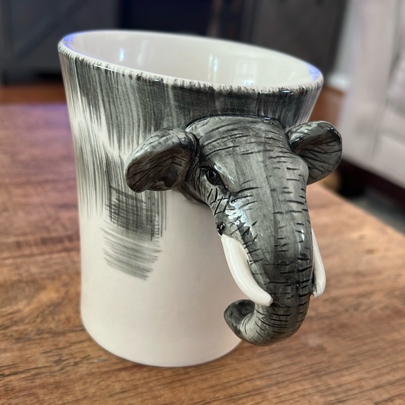 3D Elephant 🐘 handle Pier 1 Coffee Mug - Picture 2 of 5